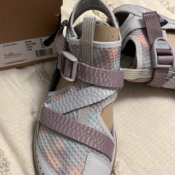 Chaco Odyssey Mist Quail Sports All-Terrain Shoes size 9 NWOT - Picture 2 of 4